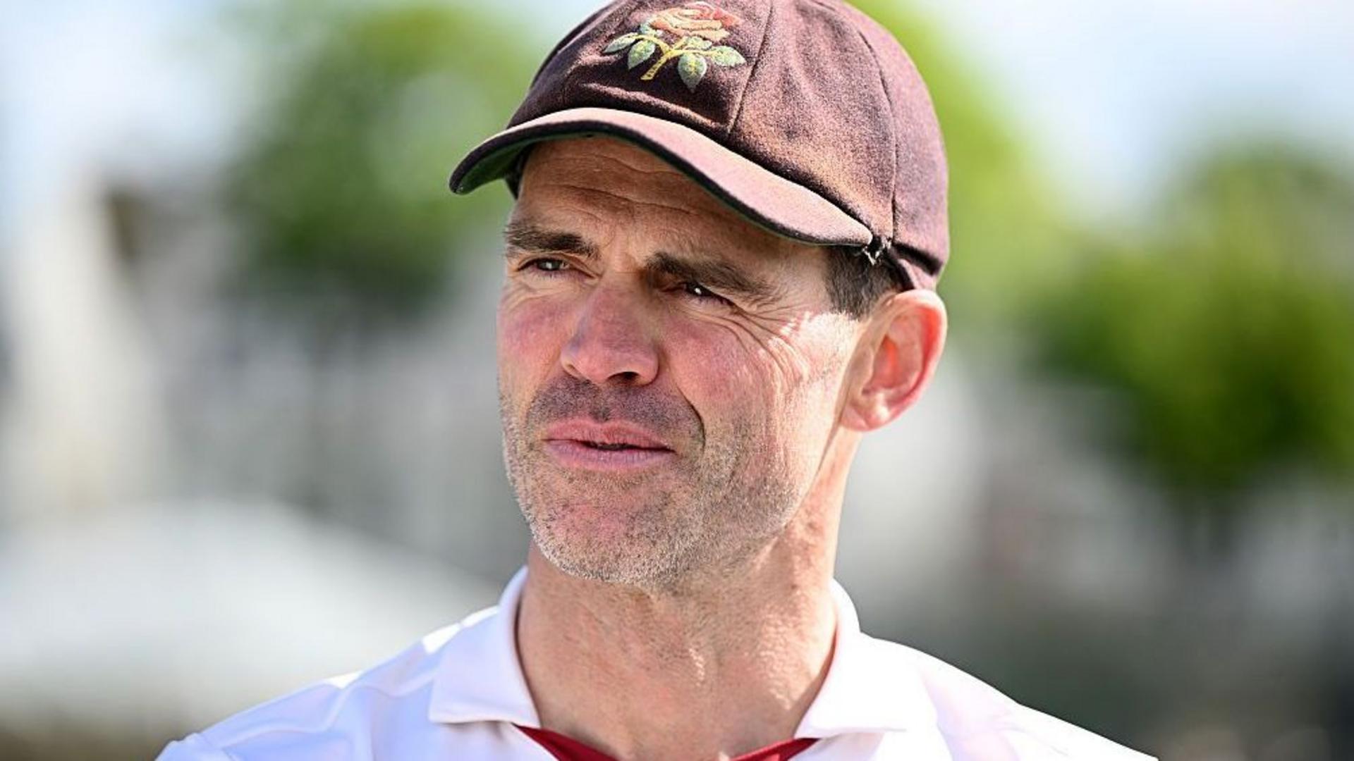 Anderson stops short of retiring after Lancs exit