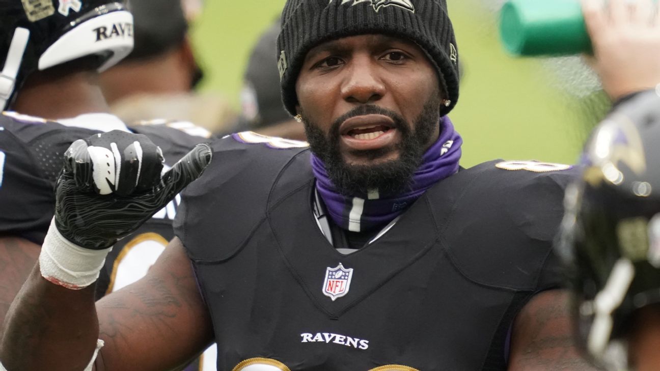 Ex-Cowboy Bryant calls out police investigation af