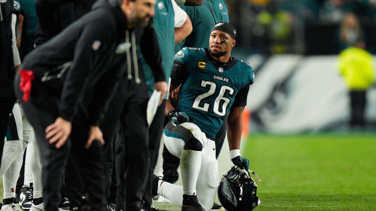 'He's tough as heck': Eagles' Barkley hobbled but