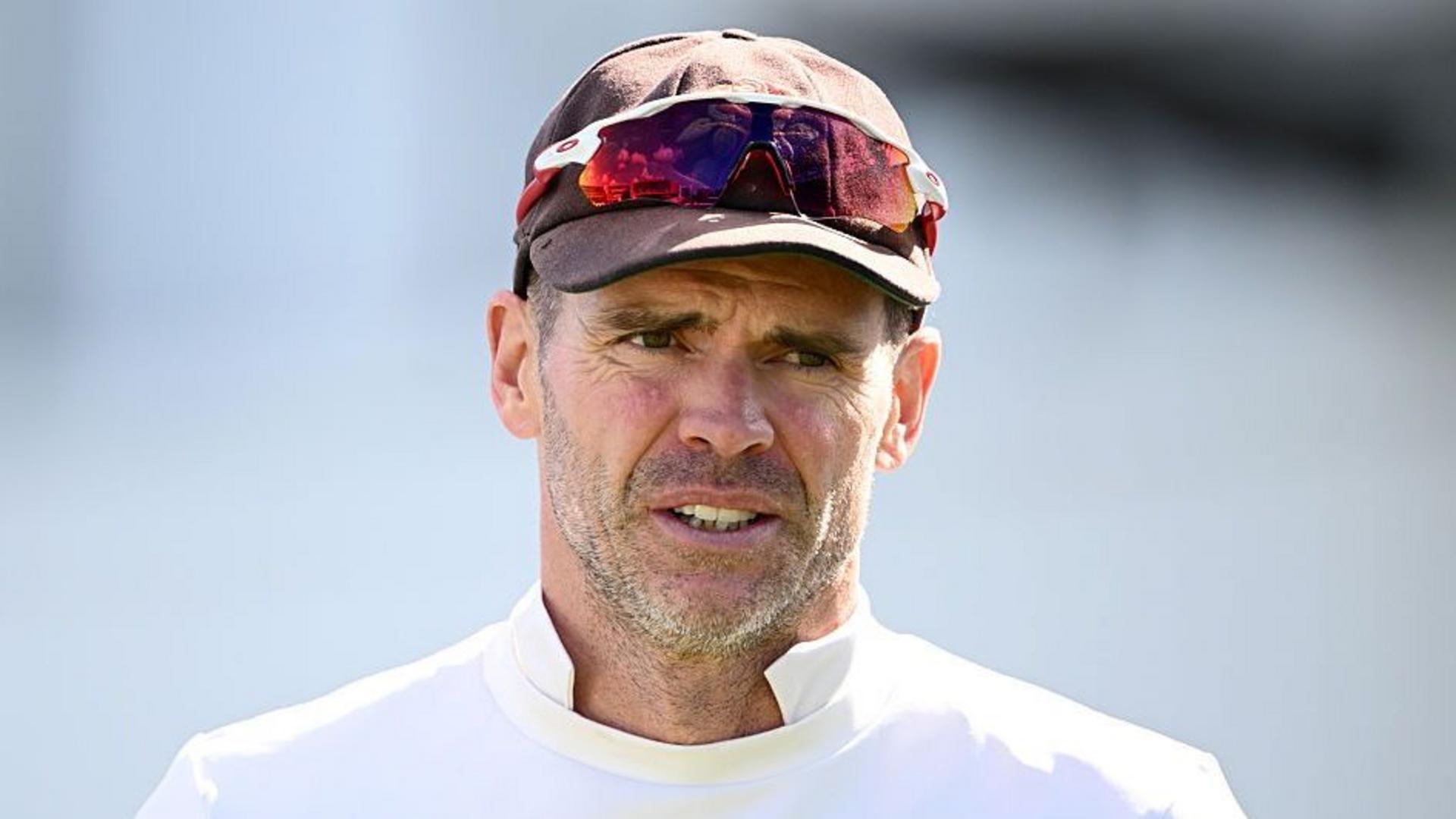 Lancashire consider Anderson farewell amid fan unr