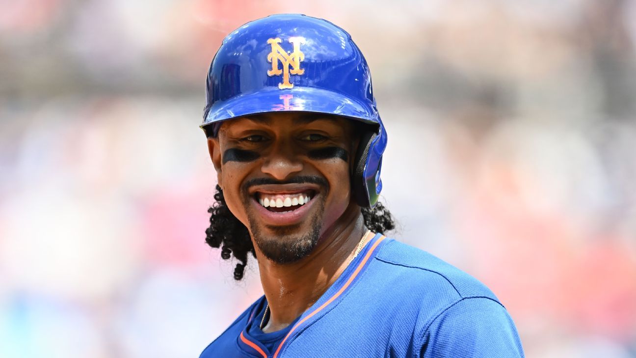 Mets' Lindor wins Roberto Clemente Award in 'full-